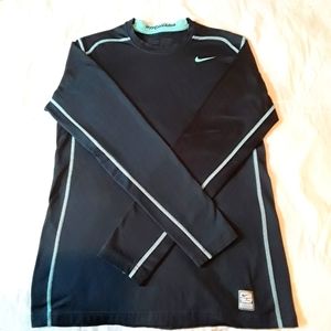 Nike/Men's Pro Combat hyperwarm long sleeved sweat shirt/navy blue/size medium